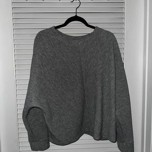 Grey sweatshirt